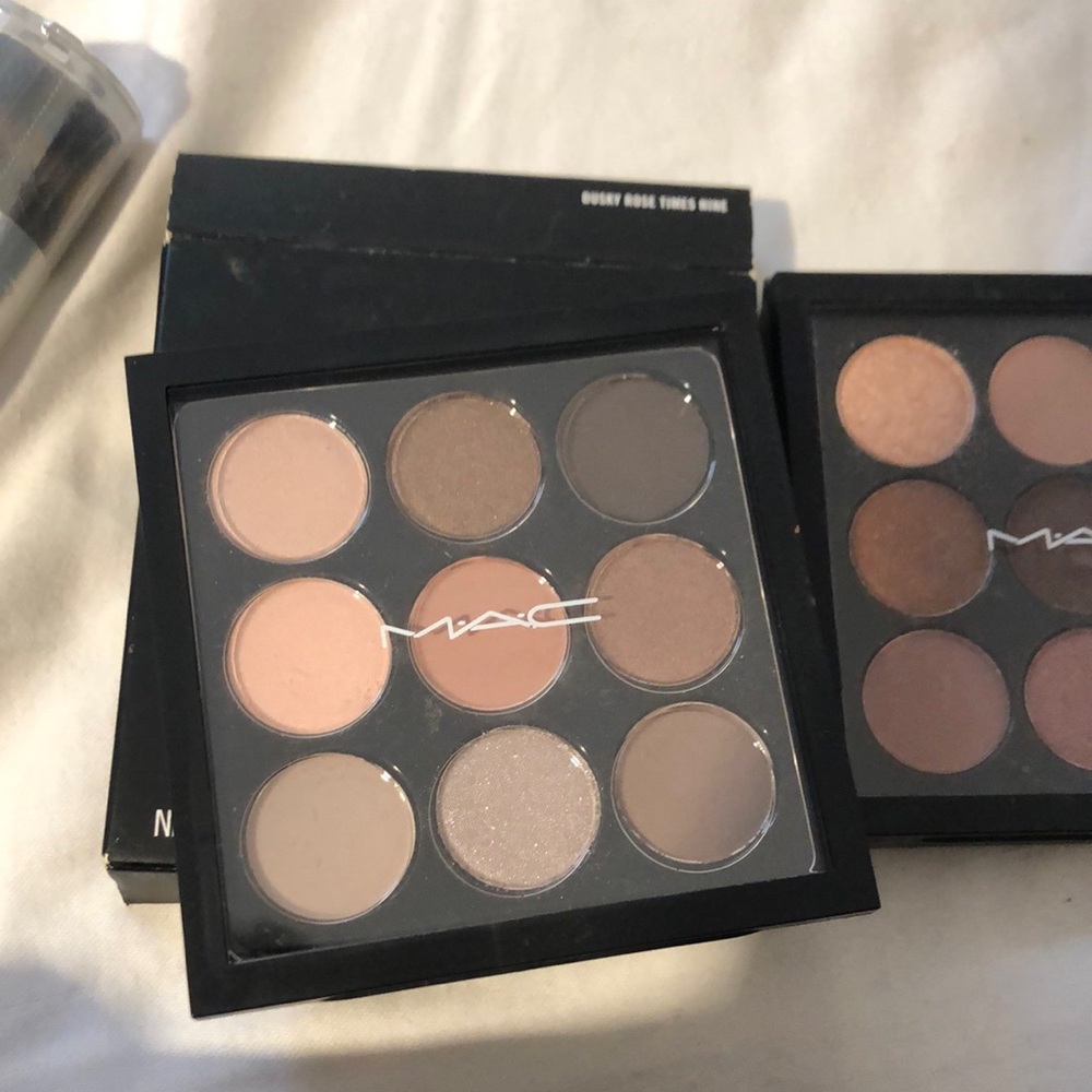 MAC Cosmetics Eyeshadow Palette with sephora Brush and Burgundy YSL makeup Bag - Picture 2 of 3